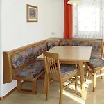 Apartment Kraftreich Apartments-4 By Interhome *